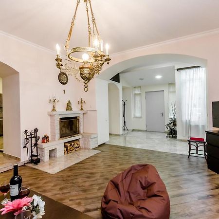 Comfortable House On Marjanishvili Tbilisi Exterior foto