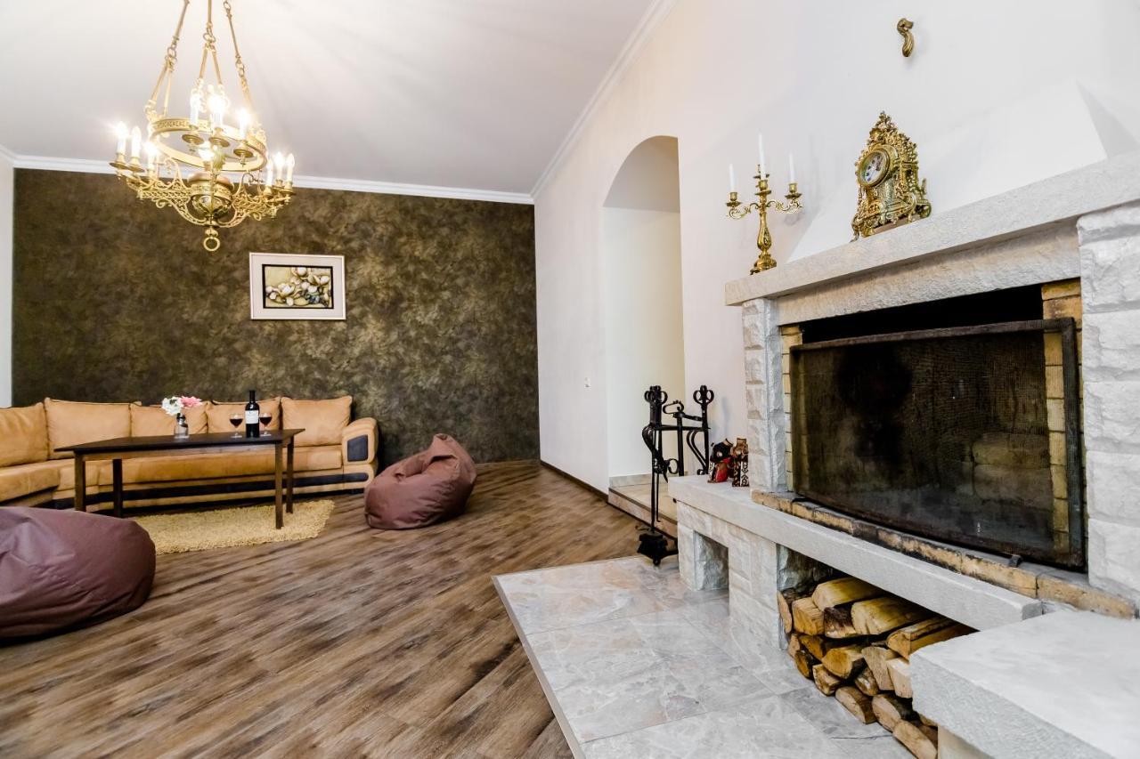 Comfortable House On Marjanishvili Tbilisi Exterior foto