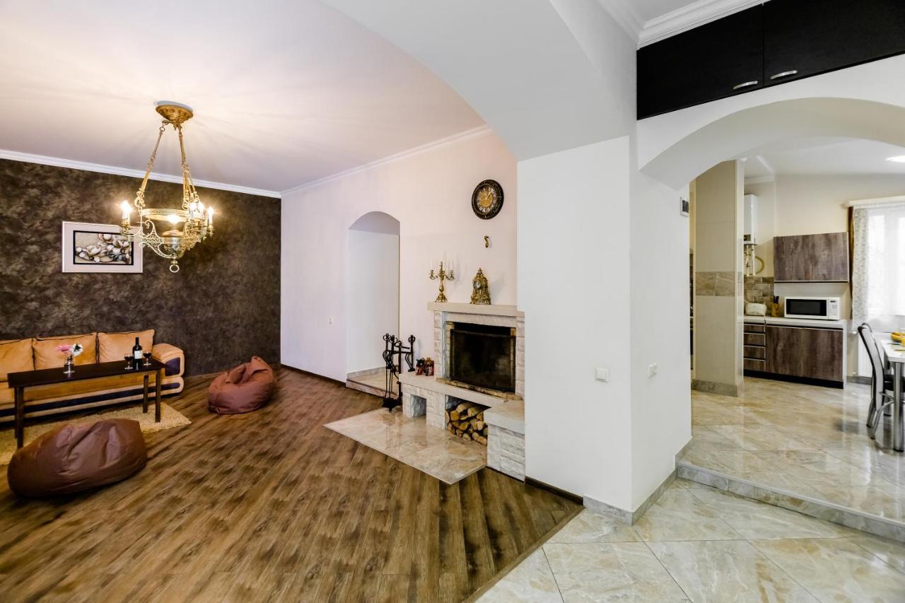 Comfortable House On Marjanishvili Tbilisi Exterior foto