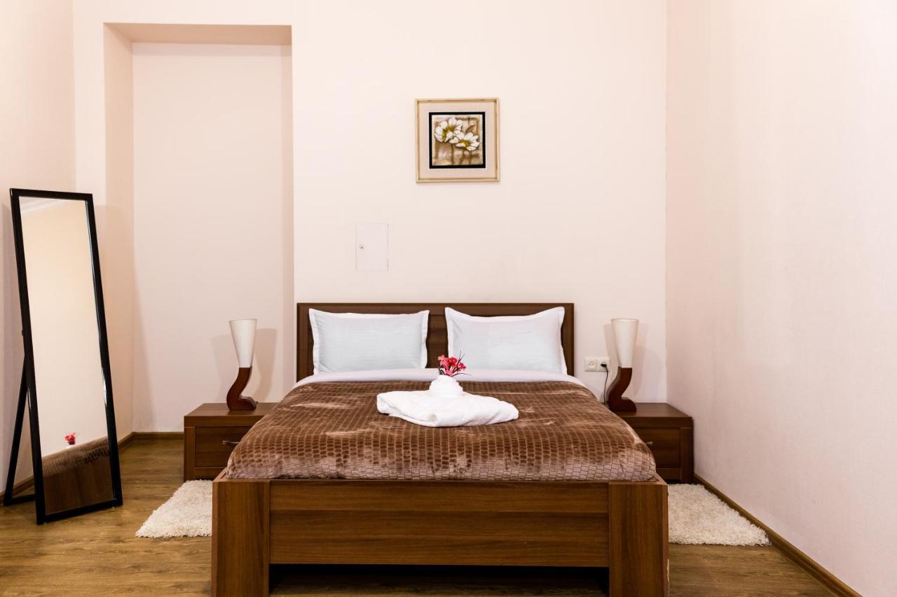Comfortable House On Marjanishvili Tbilisi Exterior foto