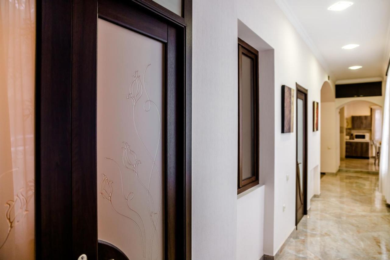 Comfortable House On Marjanishvili Tbilisi Exterior foto